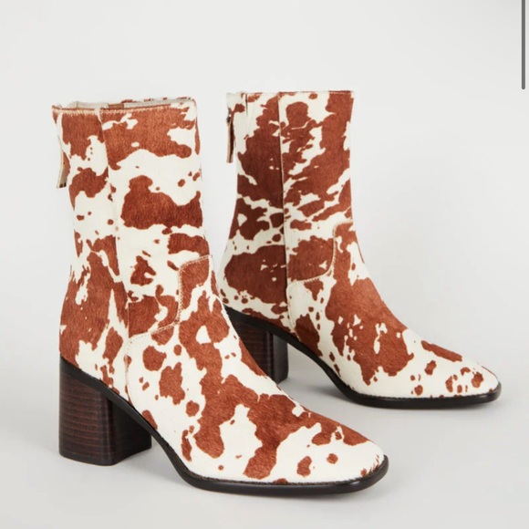 Intentionally Blank PG Boot Brown Moo - Picture 2 of 3